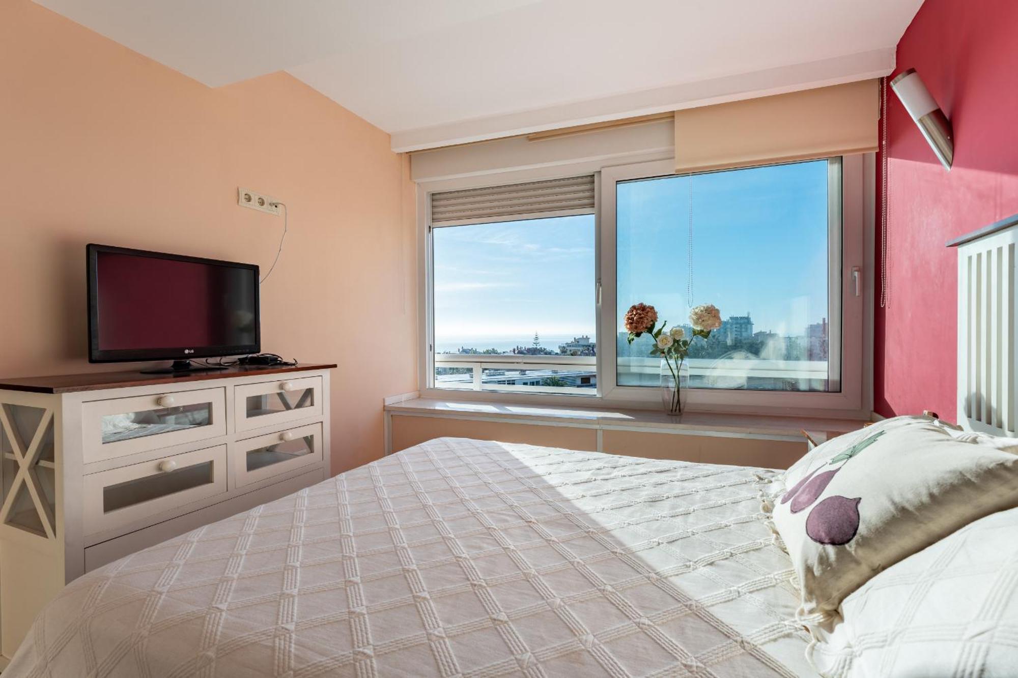 Malagasuite Ocean Sunrise Torremolinos Exterior foto